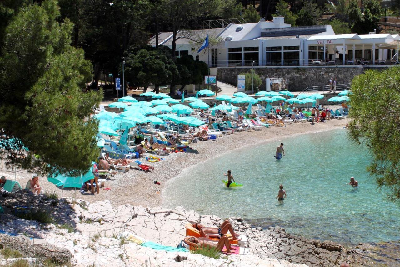 Double Room Mali Losinj 7953B Bagian luar foto